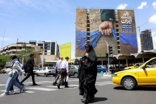 EEUU e Irán anuncian acuerdo y fin «permanente» de las operaciones militares