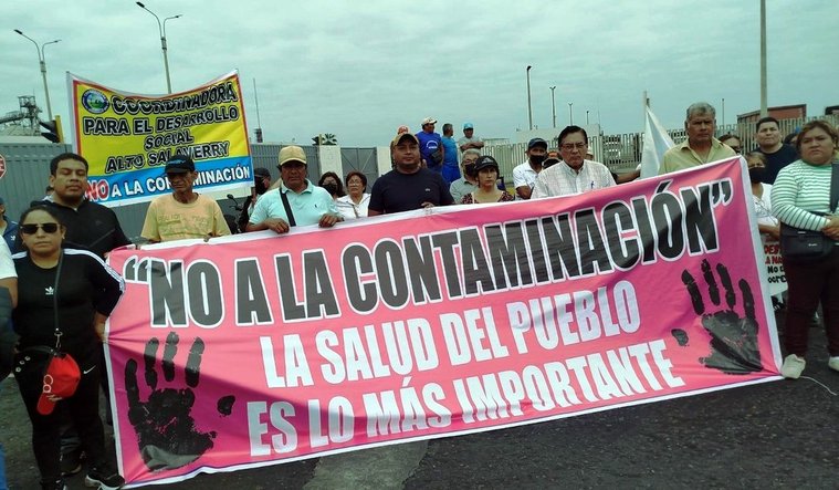 Ruta de la muerte: de las cordilleras andinas de Cajamarca y La Libertad al puerto de Salaverry. ¿Quién fiscaliza el camino de los minerales?